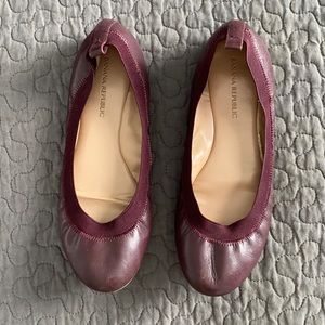 Banana Republic Bordeaux Flats